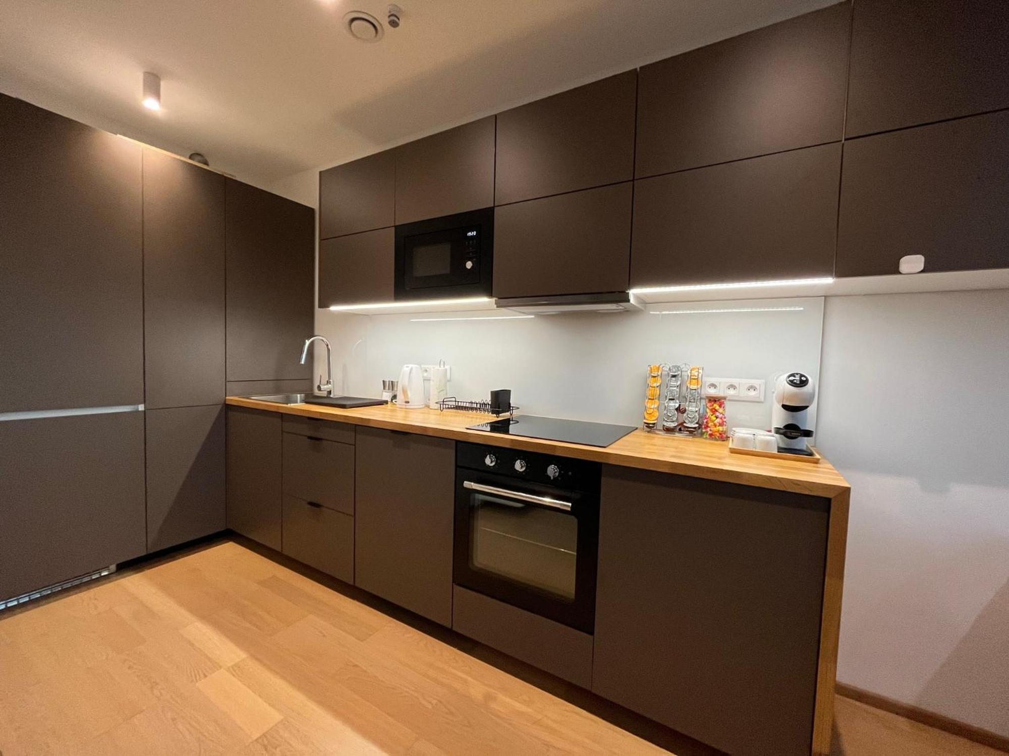 Brno City Center Apartment With Parking And A Big Terrace Exterior foto