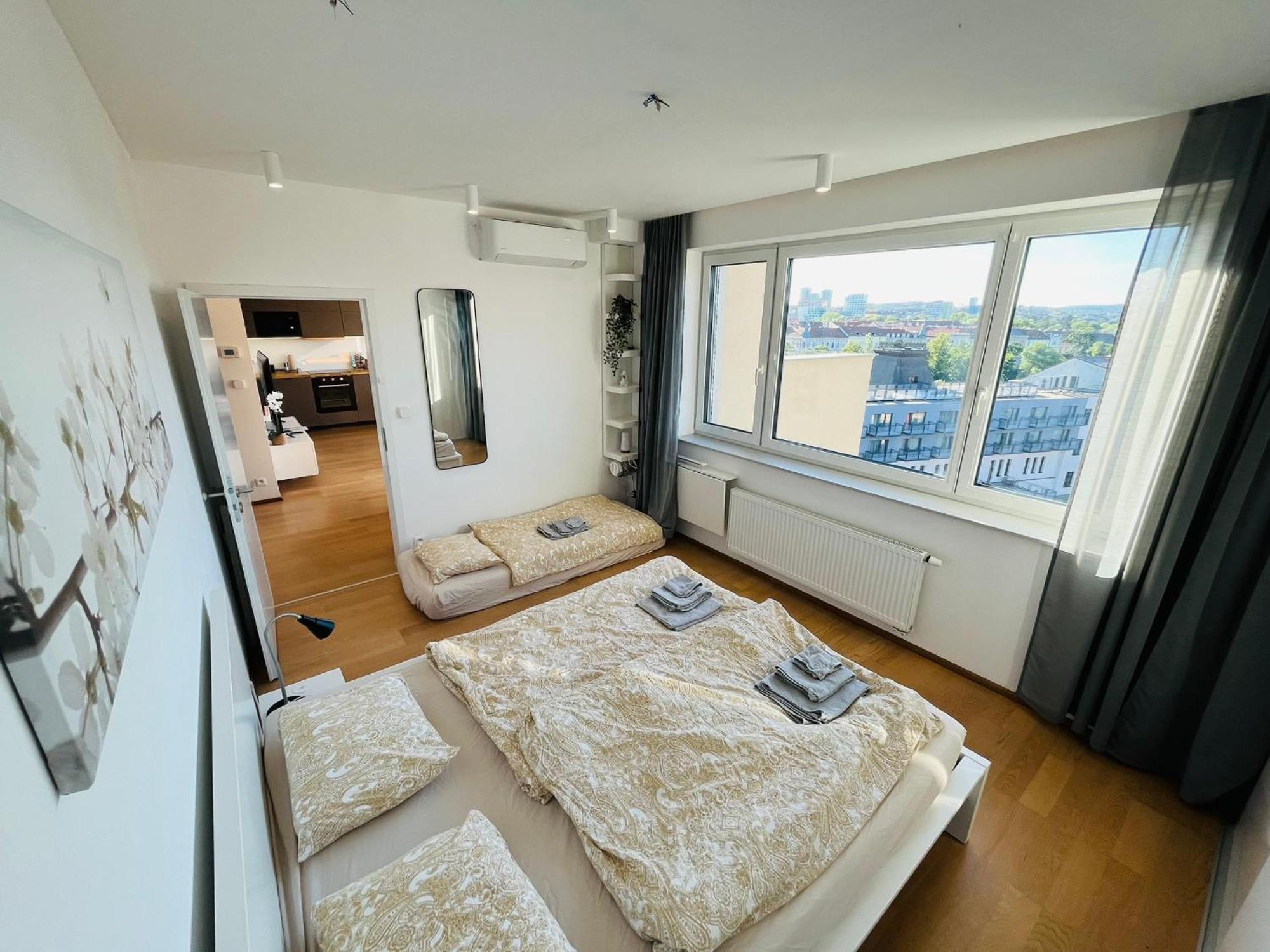 Brno City Center Apartment With Parking And A Big Terrace Exterior foto